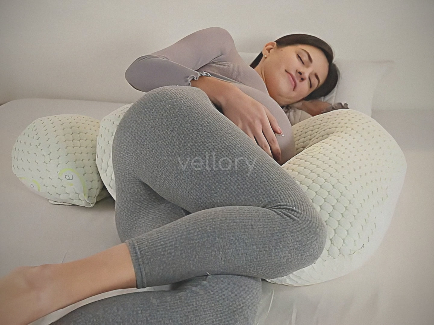 טוען וידאו: 